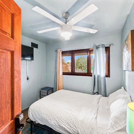Compact, Comfortable And Cozy Too Anchorage Extérieur photo