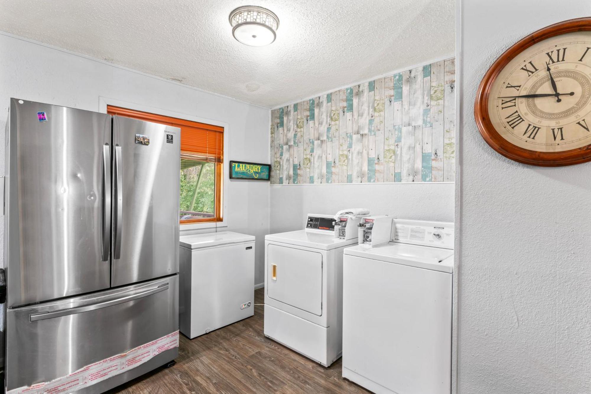 Compact, Comfortable And Cozy Too Anchorage Extérieur photo