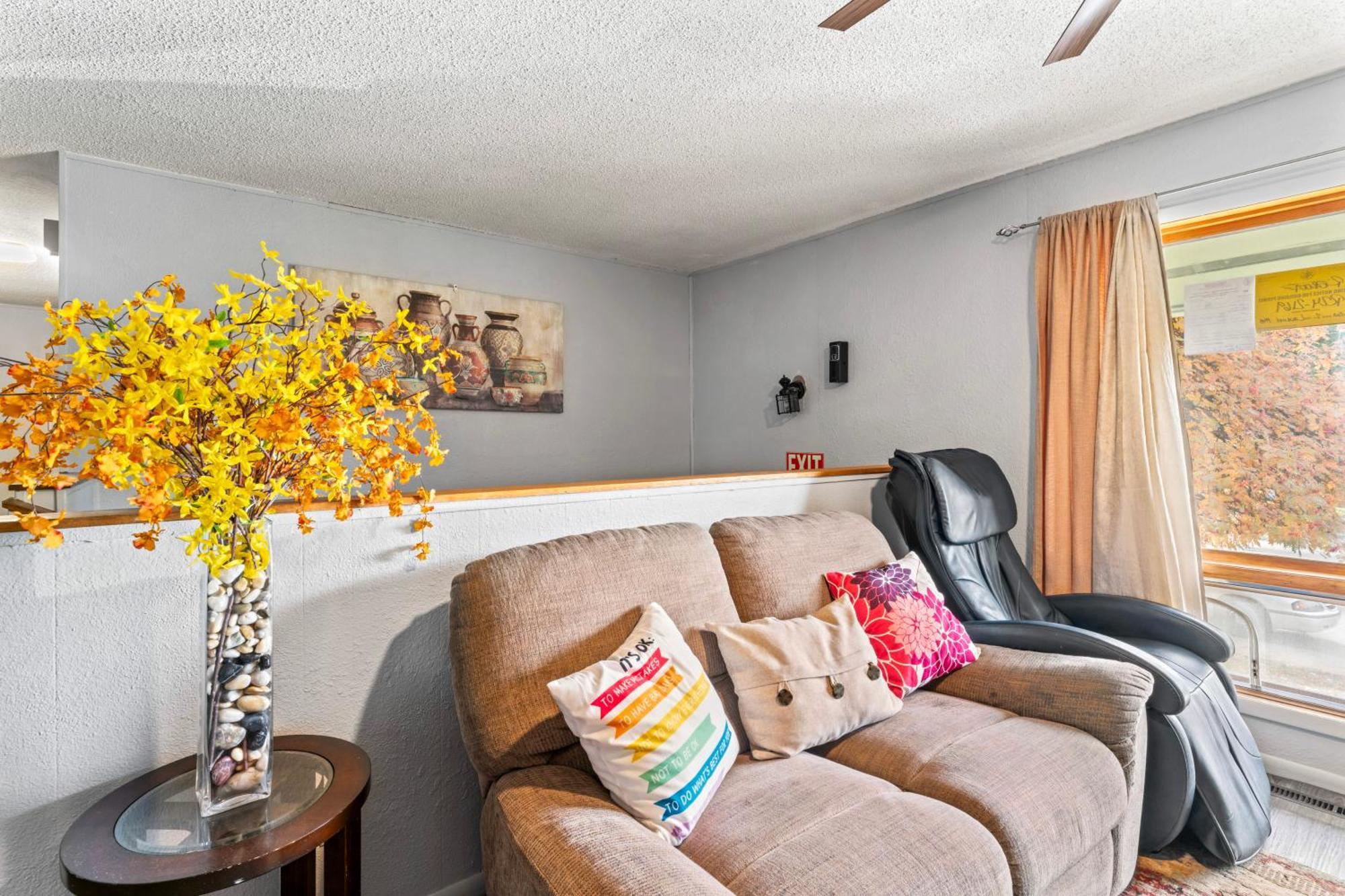 Compact, Comfortable And Cozy Too Anchorage Extérieur photo